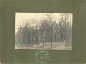 Historic photo from 1910 - Havergal College Main School (between 1906-1916) in Garden District