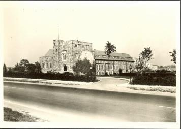 Historic photo from 1939 - Front entrance from Avenue road to Havegal Girls School in Lawrence Park