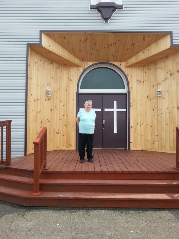 Rita Murphy in front of St. Brides church in 2015