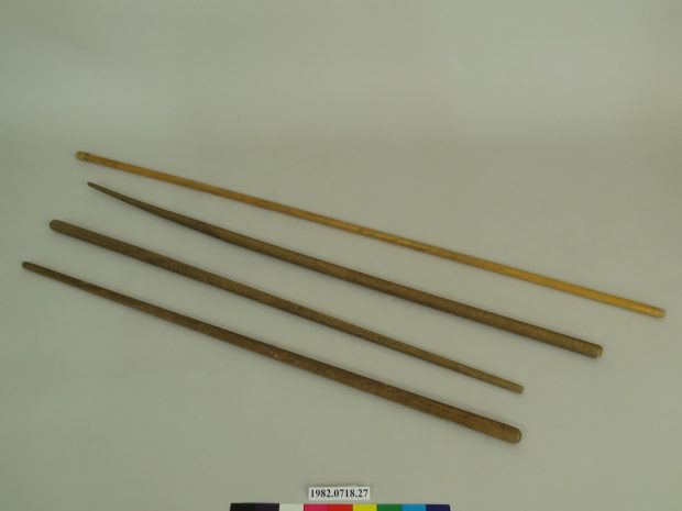 Four wooden pointers