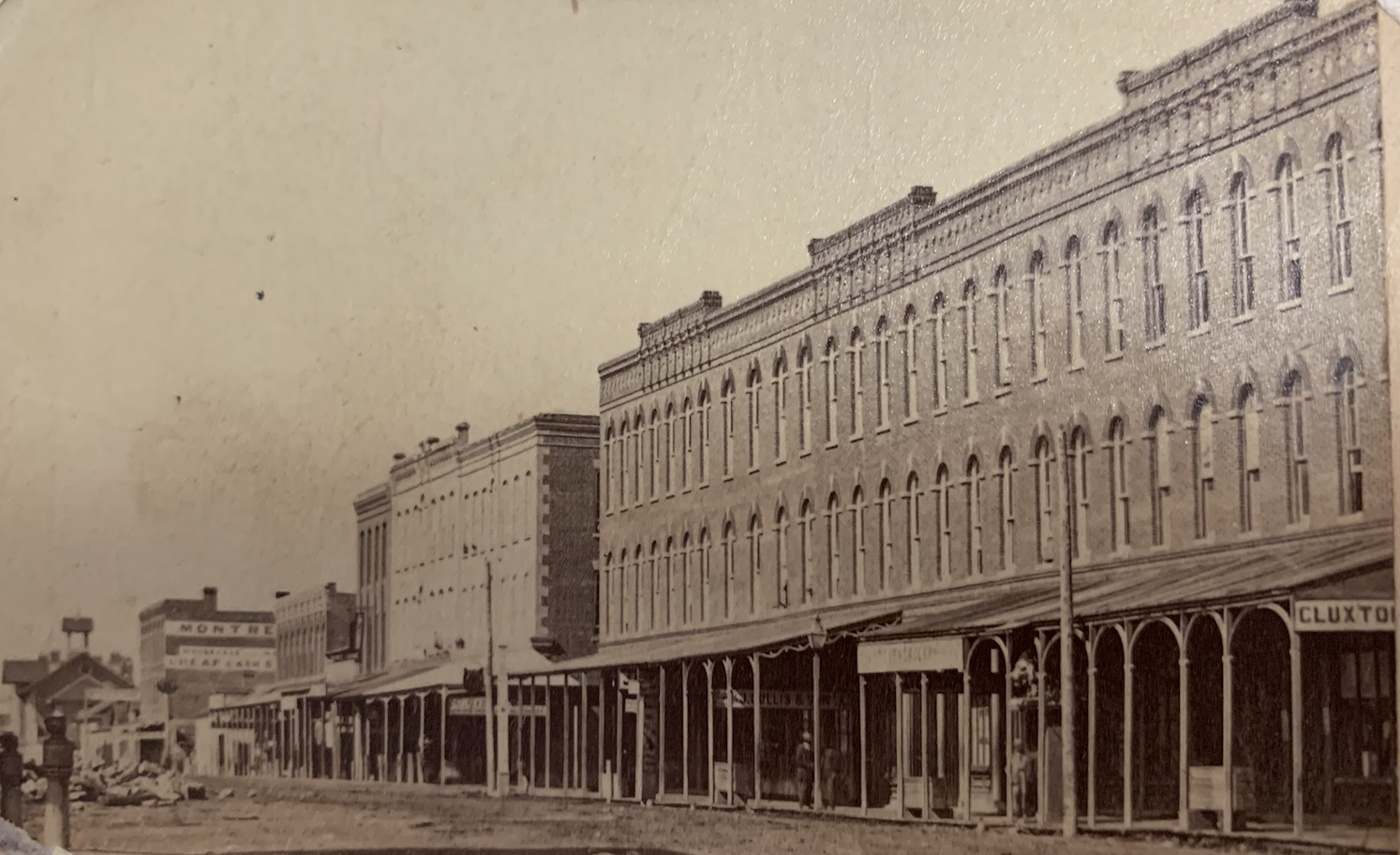 Storefronts on the main street in Lindsay.