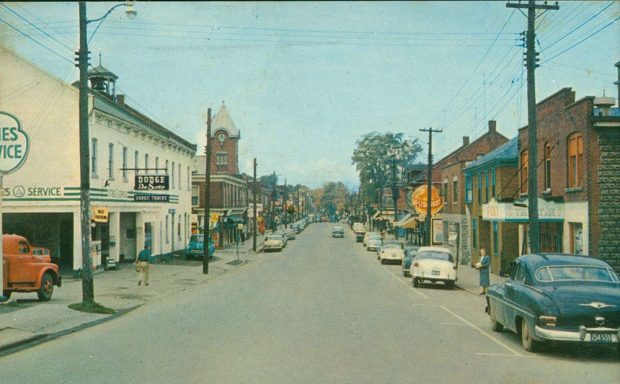 Colour Postcard of Grimsby Ontario Main Street