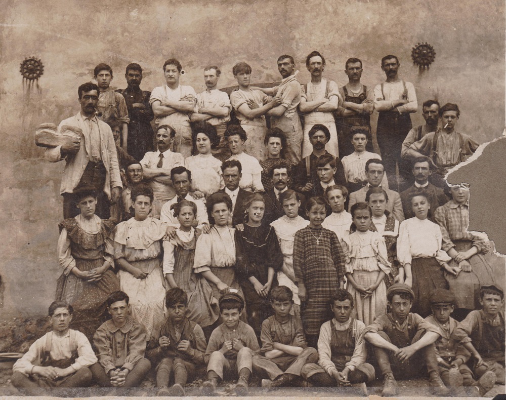 Cookie Factory Employees From Pioneer To Premier The Seigniorial And 