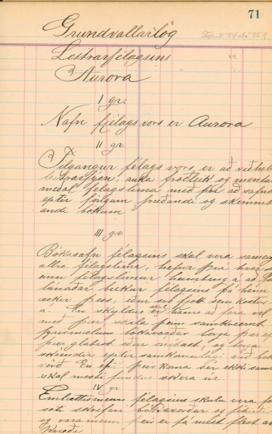 Page manuscrite d’un registre du XIXᵉ siècle intitulé Grundvallarlög Lestrarfélagsins Aurora, écrite en élégante écriture islandaise. La page présente le nom, l’objectif et les règles d’adhésion de la société, datée en haut de l’année 1887.