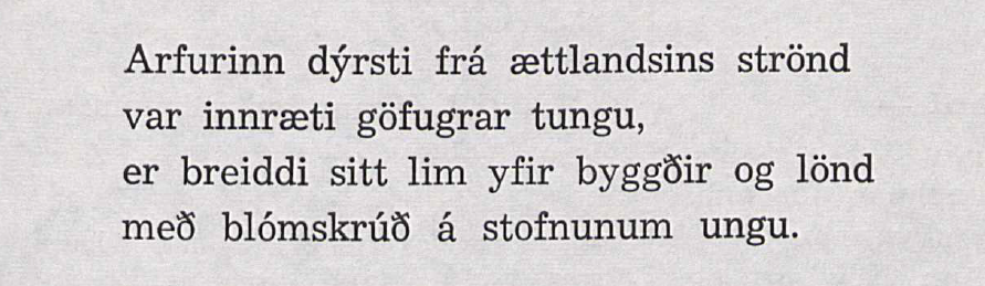 Quatre lignes de poésie islandaise imprimées en encre noire sur une page blanche. 
