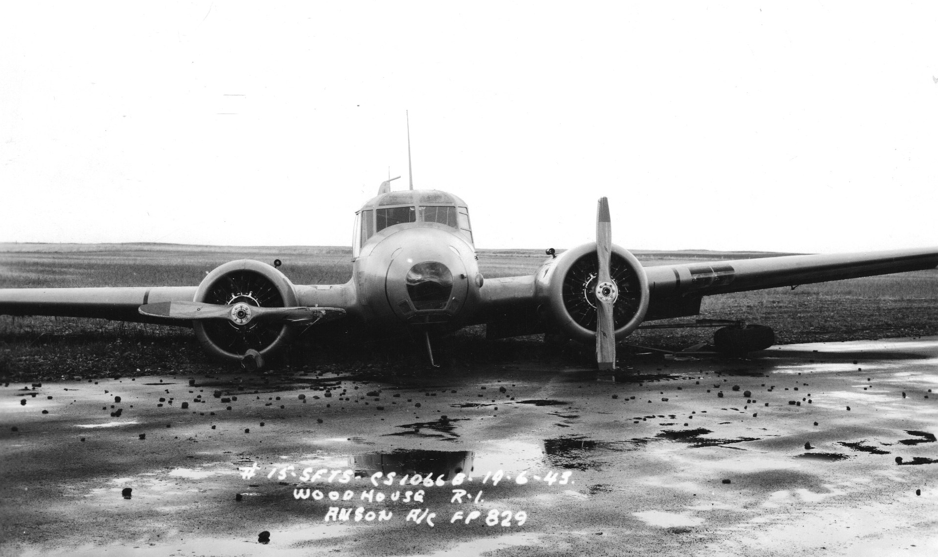 Avion écrasé sur l’aire de trafic