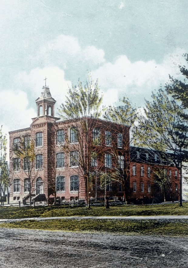 A tinted photograph of Sacre-Coeur Convent in 1912