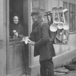 Door to door peddler