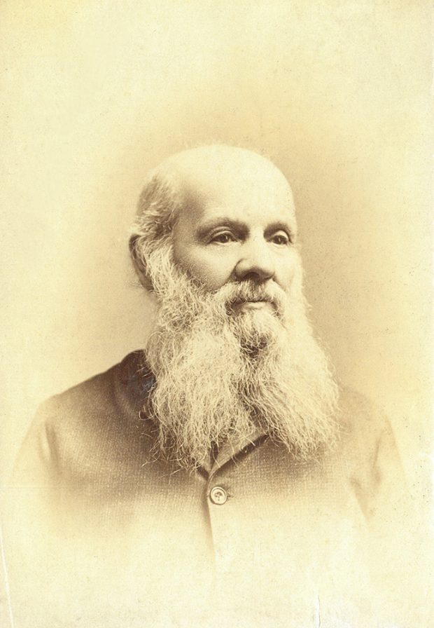 Sepia picture of Alfred-Narcisse LePailleur in his sixties. His long white beard splits.