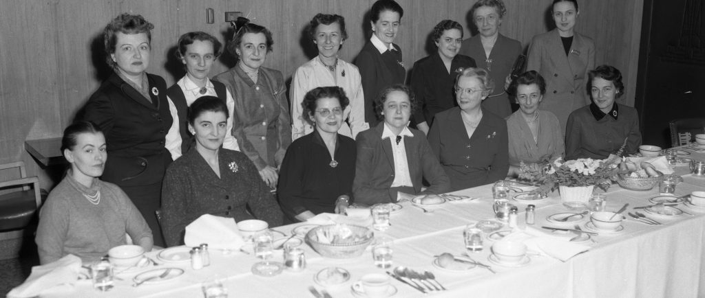 Photograph of a group of women journalists.