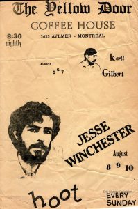 Photos en noir et blanc de deux visages d'artistes, l'un plus petit et l'autre plus grand, sur un fond jaune qui s'estompe, accompagnées de textes de polices, de tailles et d'angles différents. La plus petite photo en haut est celle de Karll Gilbert, et la plus grande en bas à gauche est celle de Jesse Winchester.
