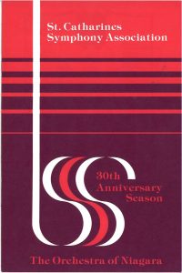 Le programme du 30ième anniversaire en rouge et violet