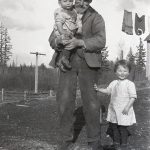 Philip Jackman with his great-grandchildren, Laurie and Bessie Switzer, ca. 1917