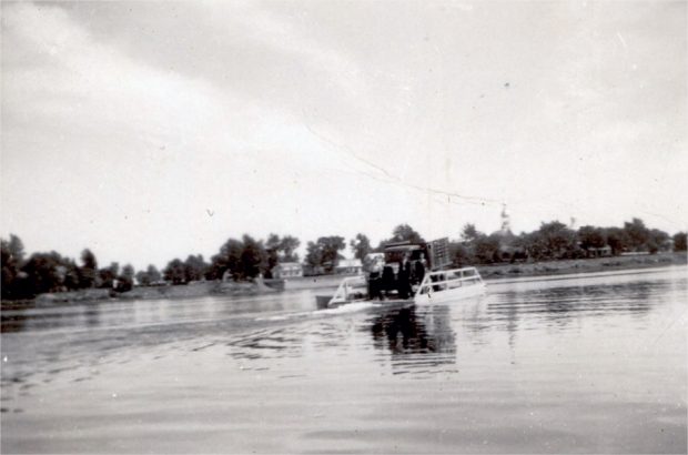 A ferry-barge at the island of boucherville circa 1935