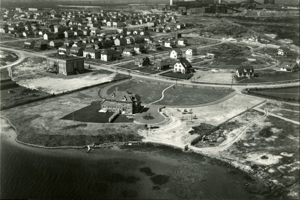 Aerial View of the Managers’ Neighbourhood in Noranda The birth of Rouyn and Noranda a mining