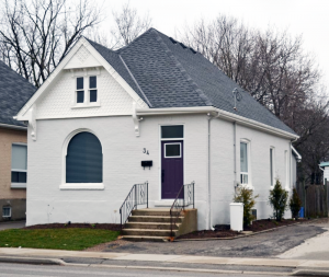 Pte. Sant’s Family Home, London, ON Photograph by Grace Evers, 2017.