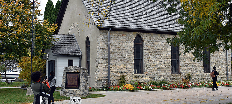 The research team arriving at the Amherstburg Freedom Museum to begin their field study.