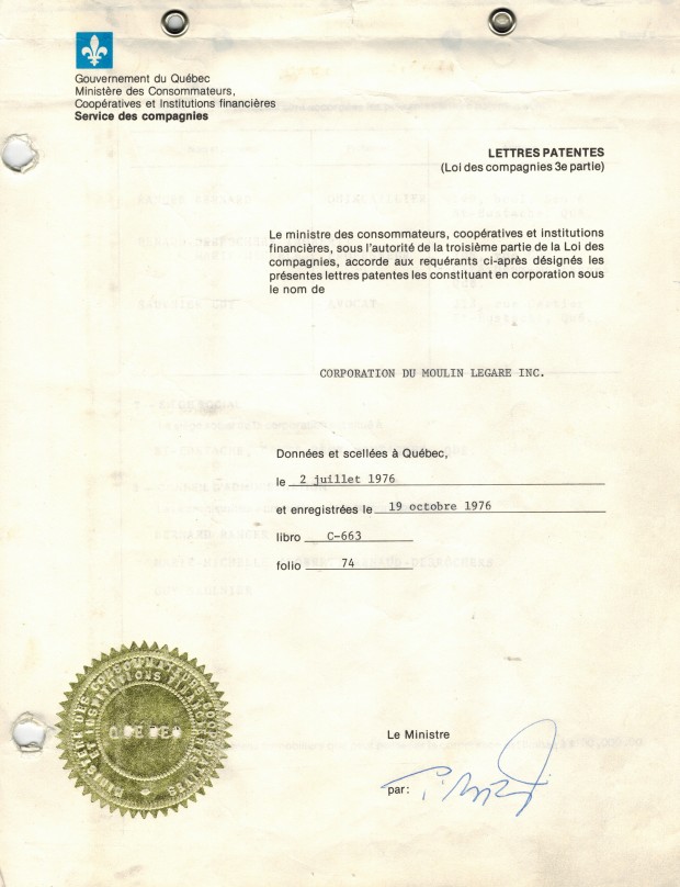 Sheet with the Government of Québec letterhead and a gold seal in the bottom left corner.