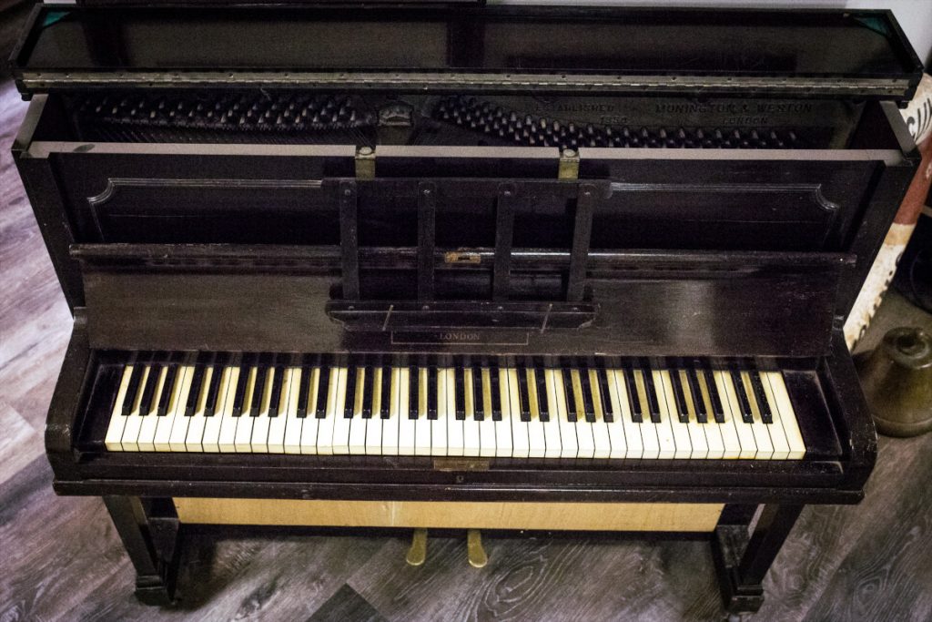 old upright piano from P.L.M. 27